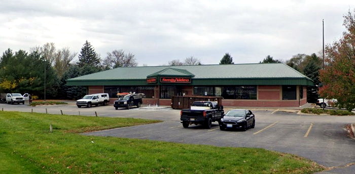 Family Video - Jenison - 8413 Cottonwood Dr (newer photo)